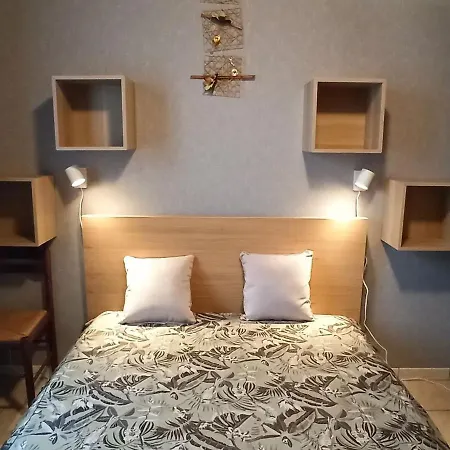 De Plain-pied Avec Terrasse, Proche Port Et Station Thermale, Ideal Pour Familles Landhuis