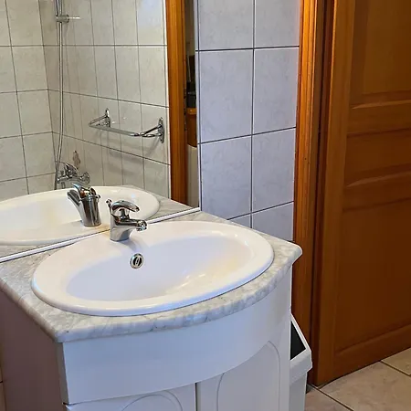 Landhuis De Plain-pied Avec Terrasse, Proche Port Et Station Thermale, Ideal Pour Familles *