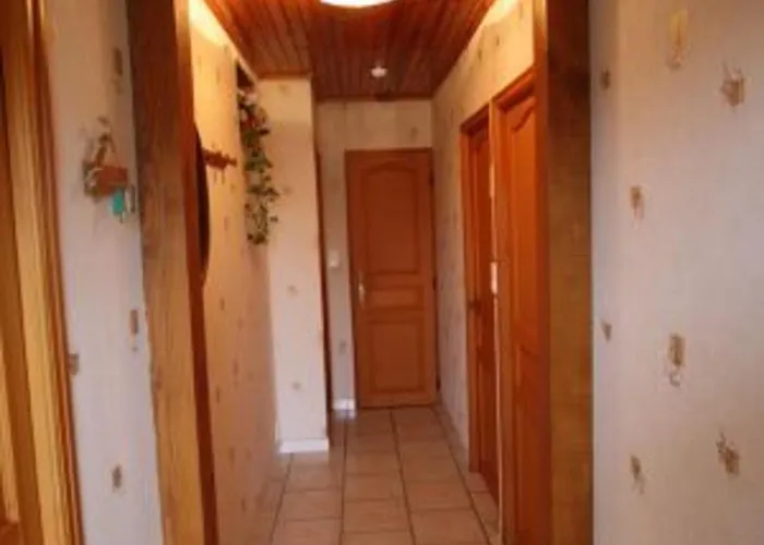 De Plain-pied Avec Terrasse, Proche Port Et Station Thermale, Ideal Pour Familles - Fr-1-589-24 Fontenoy-le-Château