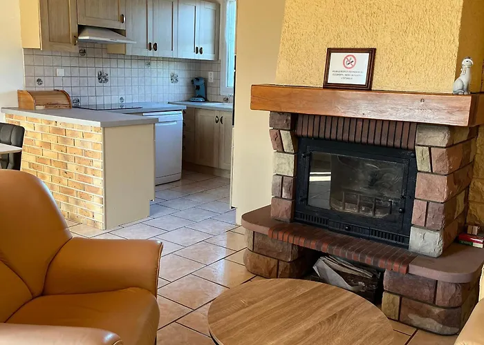 De Plain-pied Avec Terrasse, Proche Port Et Station Thermale, Ideal Pour Familles - Fr-1-589-24 度假居 Fontenoy-le-Château